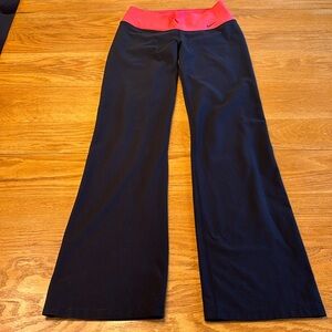 Nike Women’s Yoga Pants